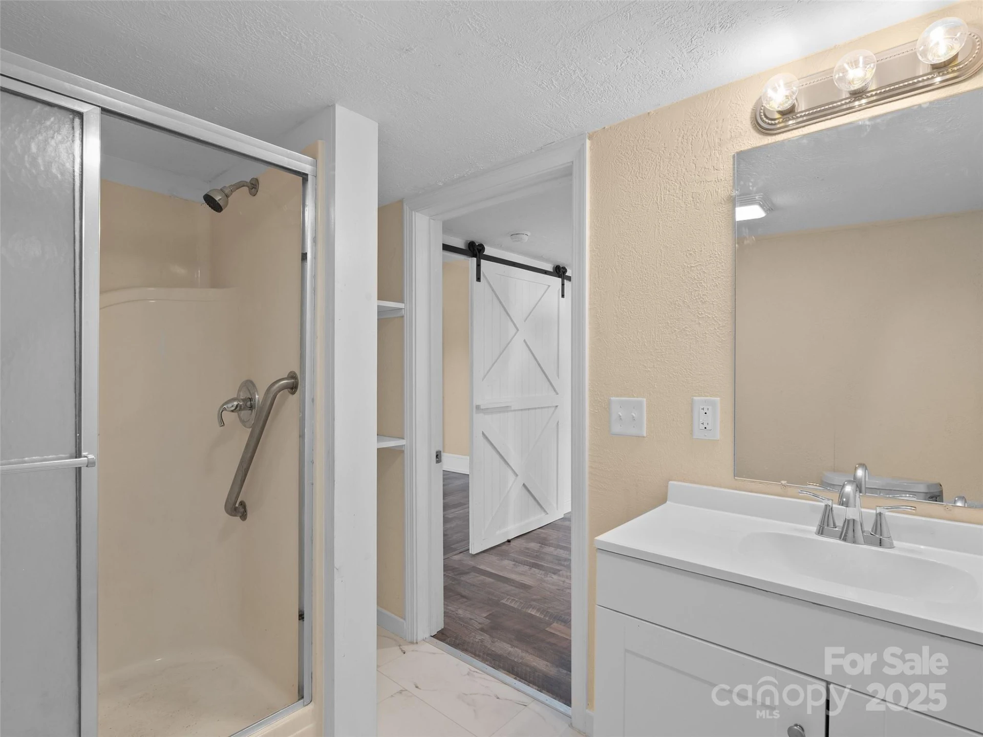290 Killian Street - Photo 17