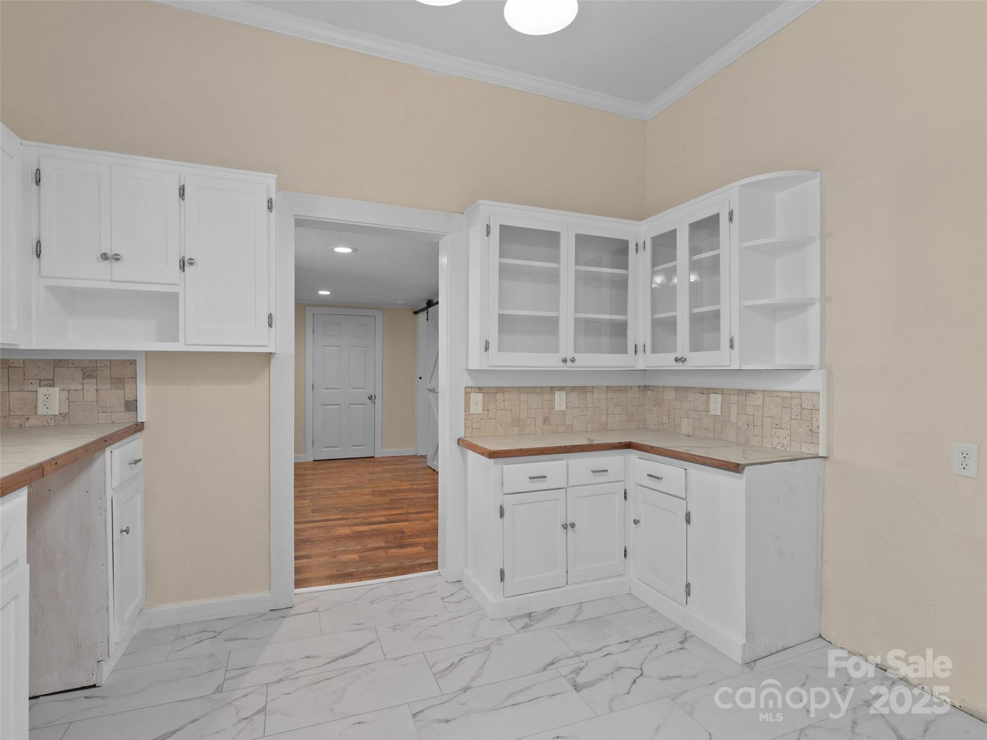 290 Killian Street - Photo 20