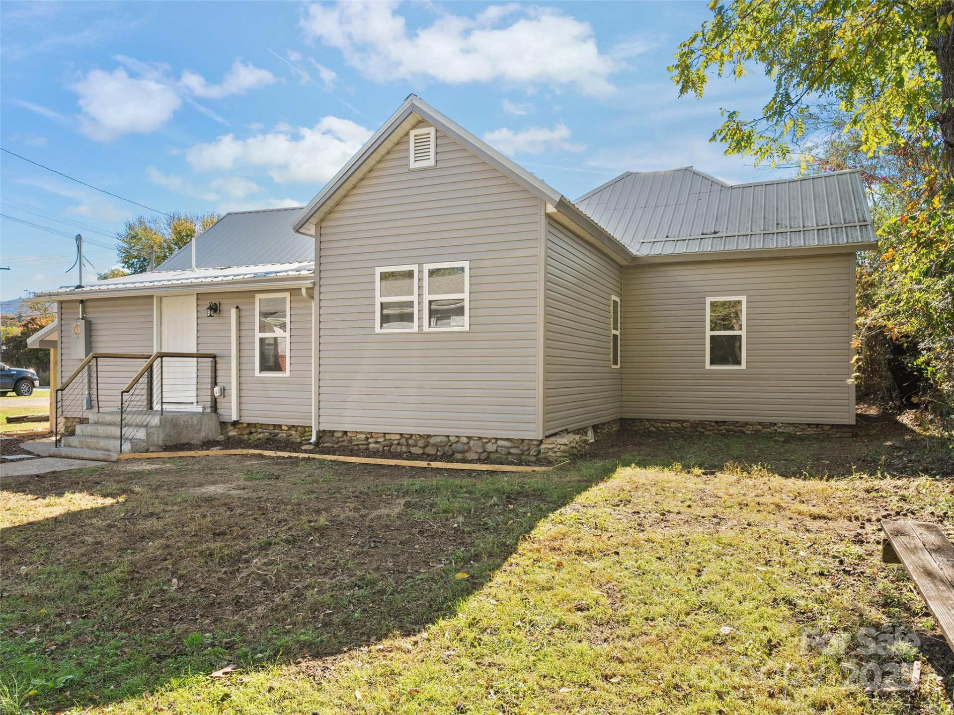 290 Killian Street - Photo 24