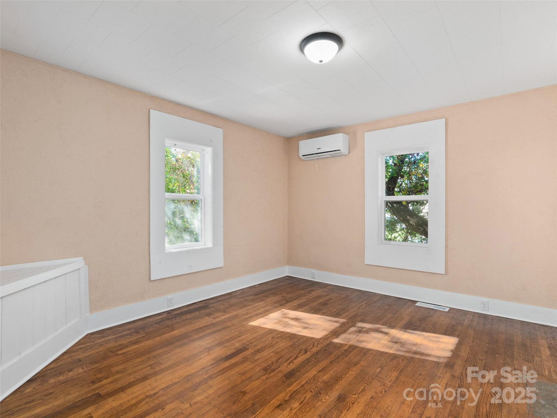 290 Killian Street - Photo 8