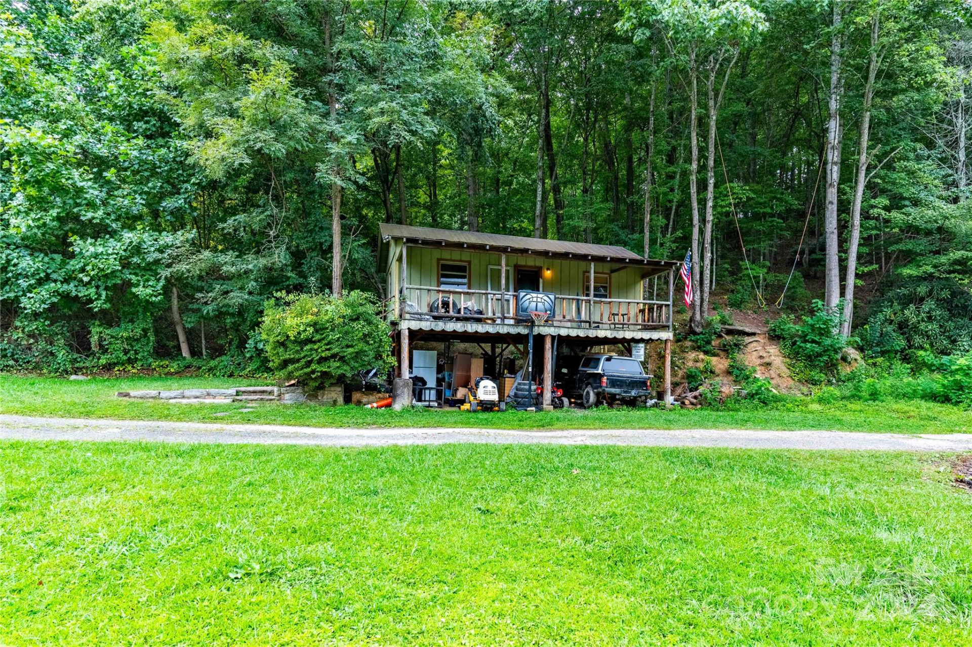 603 Halsbury Avenue - Photo 6