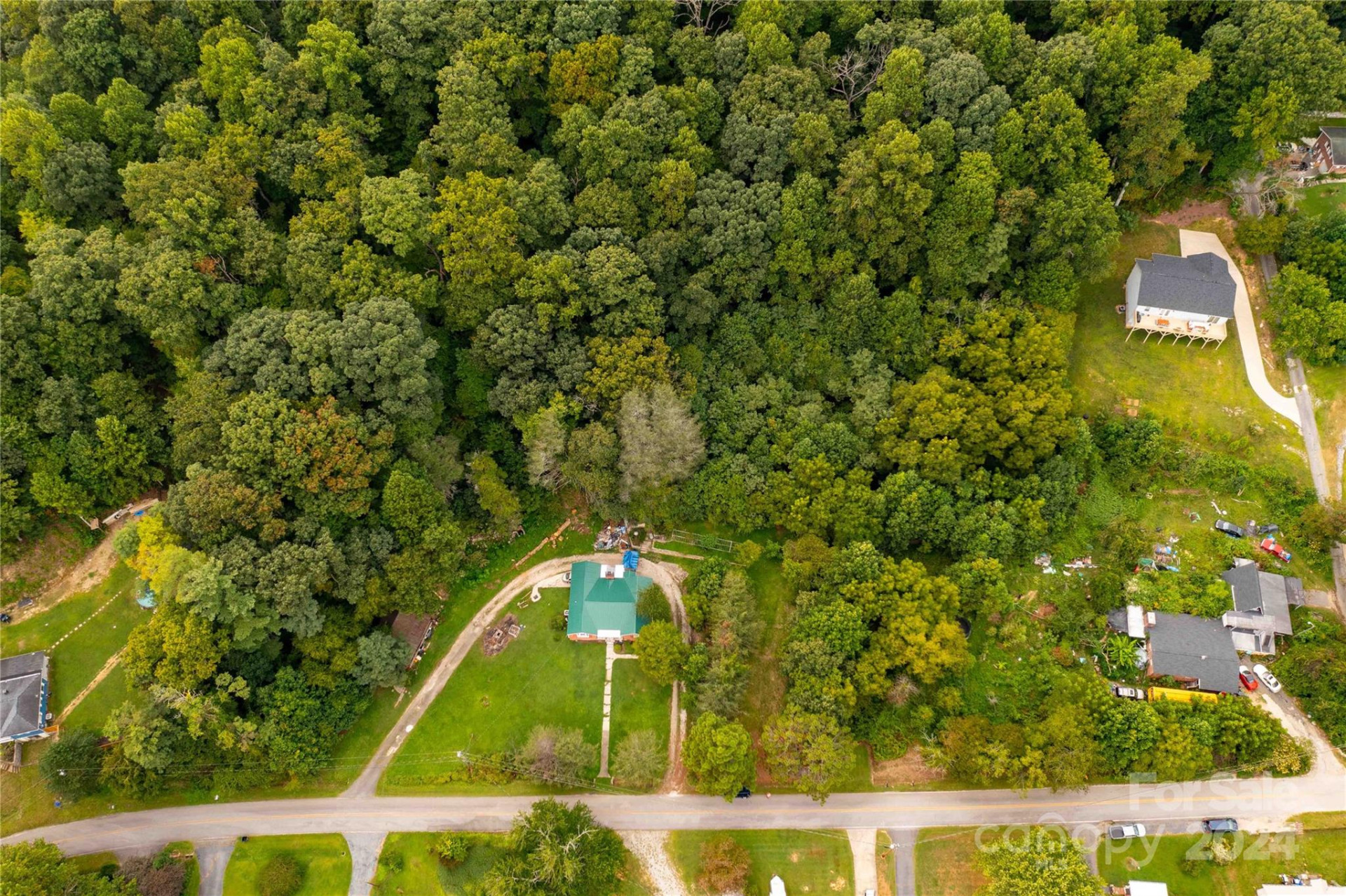 603 Halsbury Avenue - Photo 9