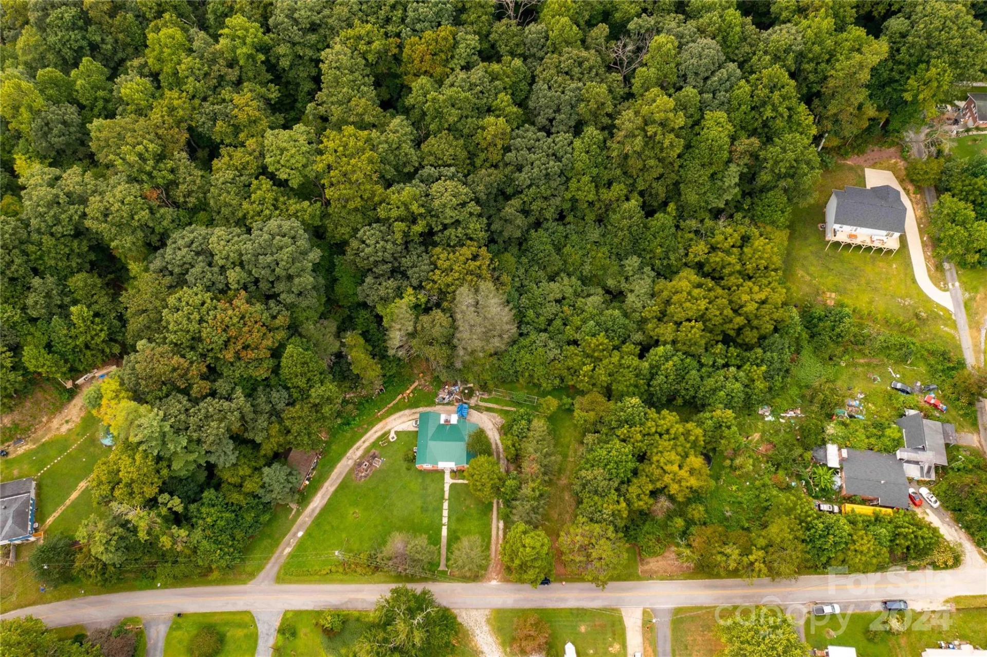 603 Halsbury Avenue - Photo 9
