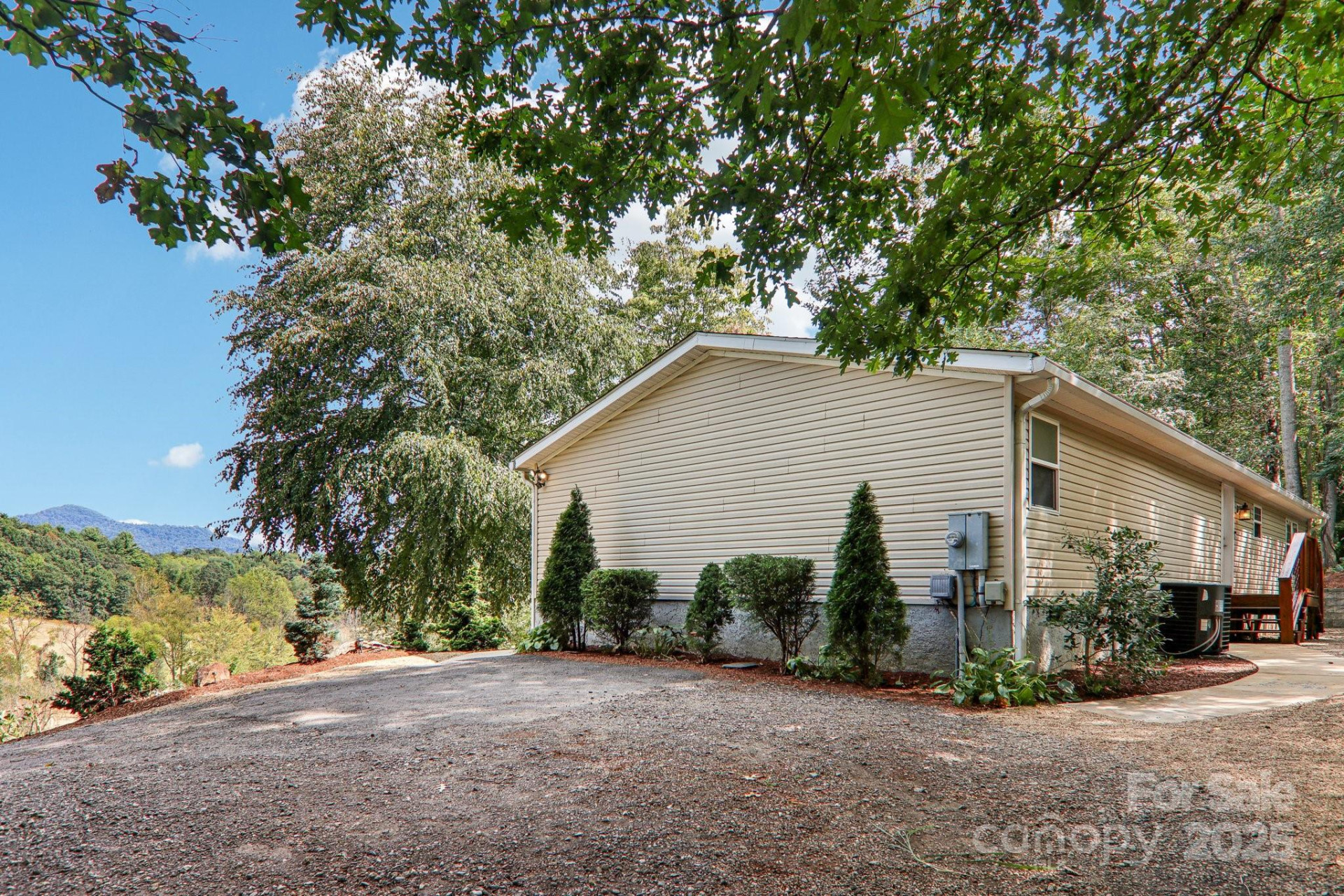 18 Spencer Road - Photo 5