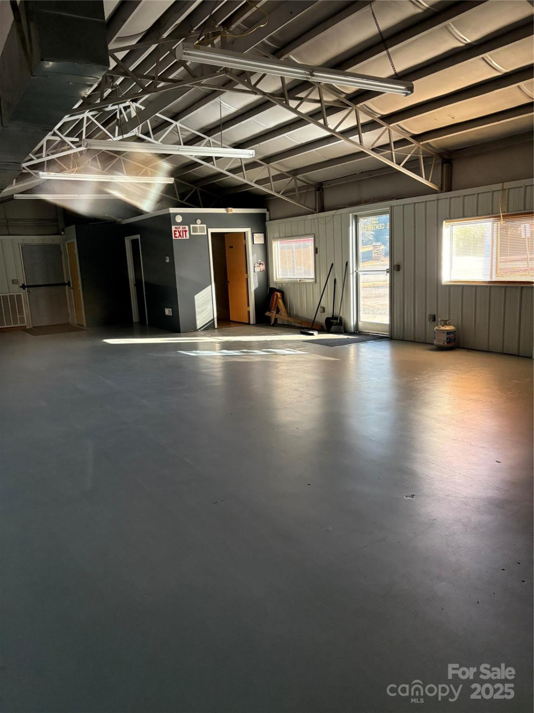 222 Center Street - Photo 16