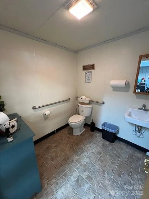 222 Center Street - Photo 6