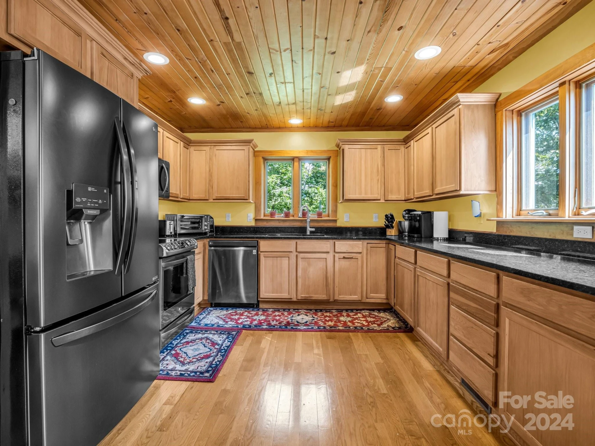 181 Highland Heights - Photo 8