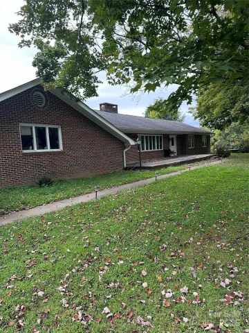 112 and 154 Merri Drive