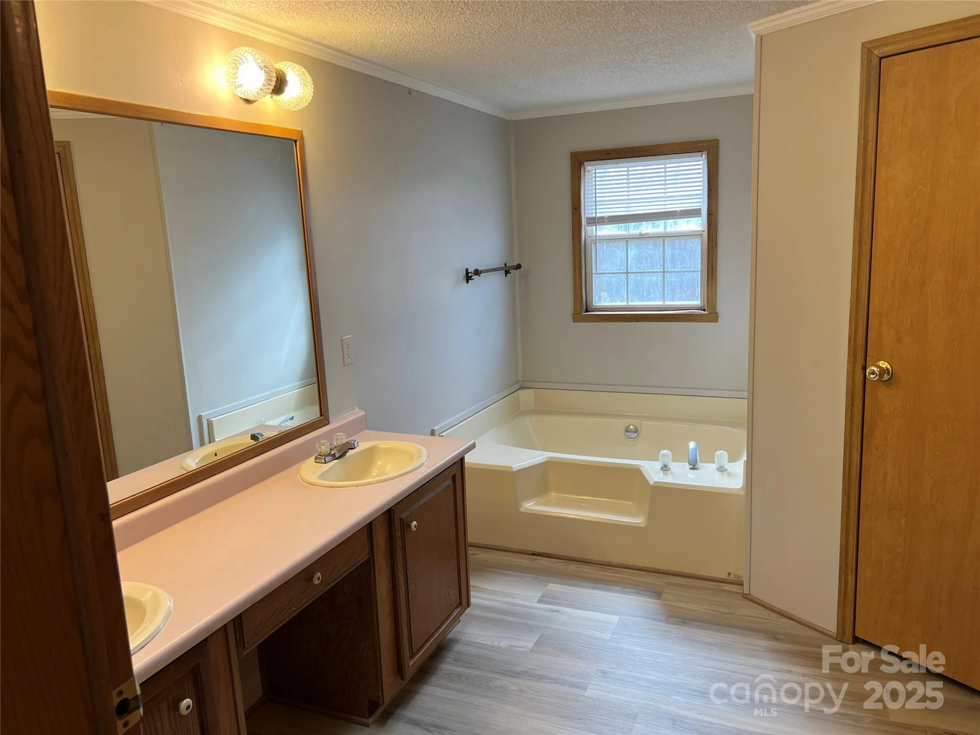 112 and 154 Merri Drive - Photo 36