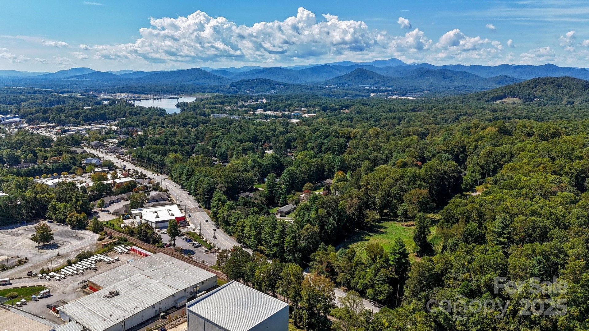 1945 Hendersonville Road - Photo 13