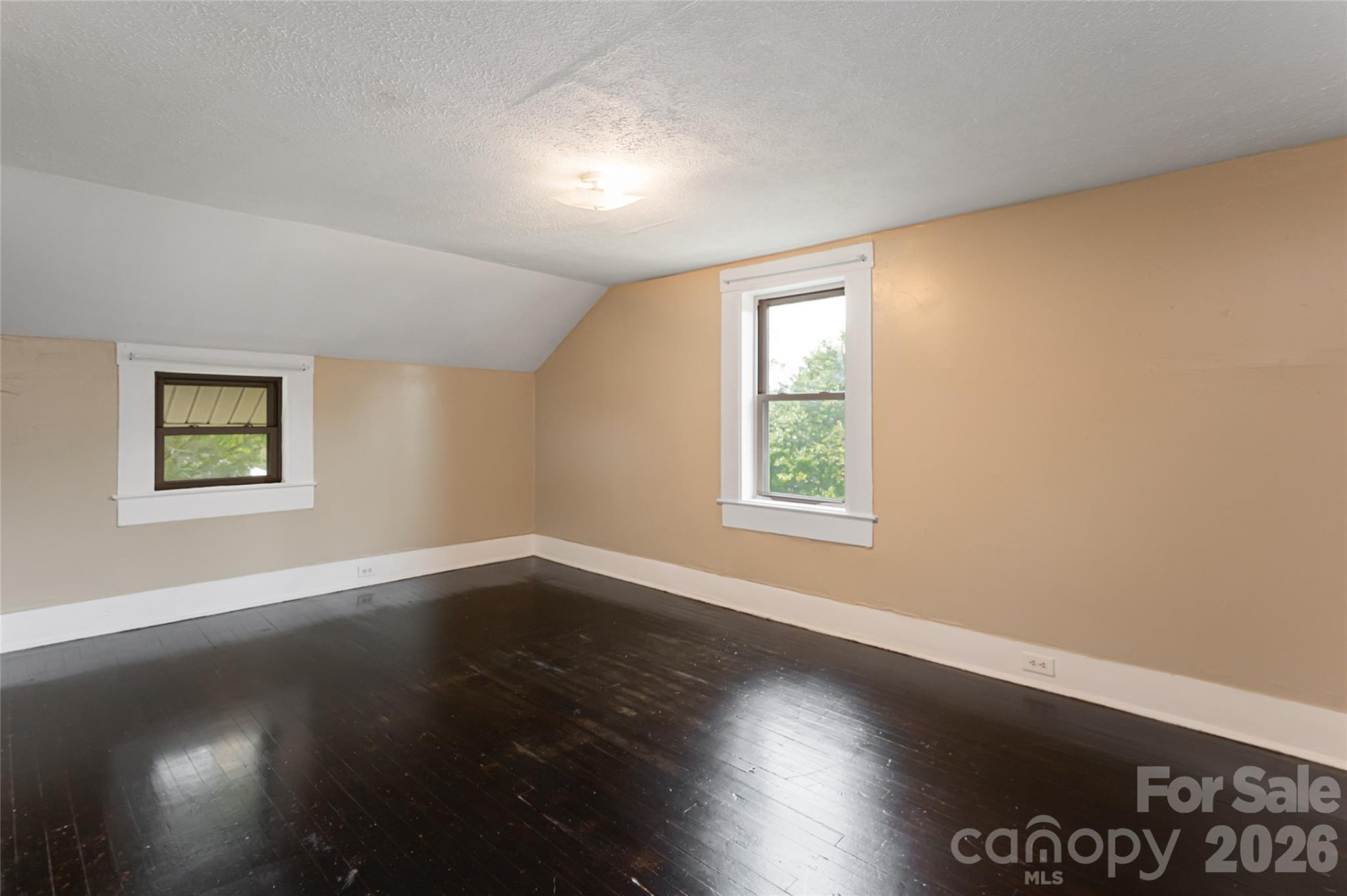 22 Pine Grove Avenue - Photo 16