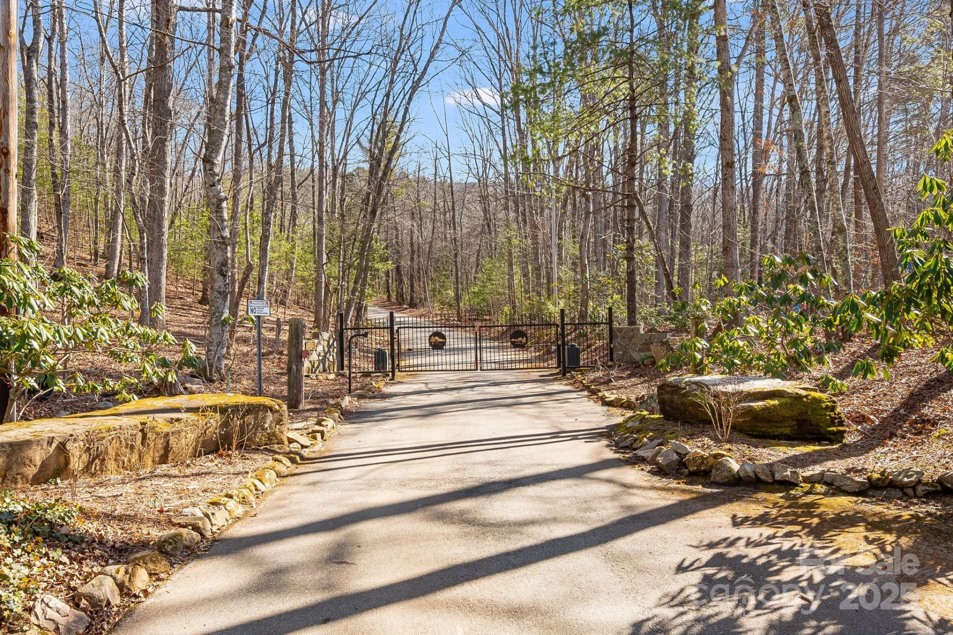 000 Fox Ridge Trail #17 - Photo 2