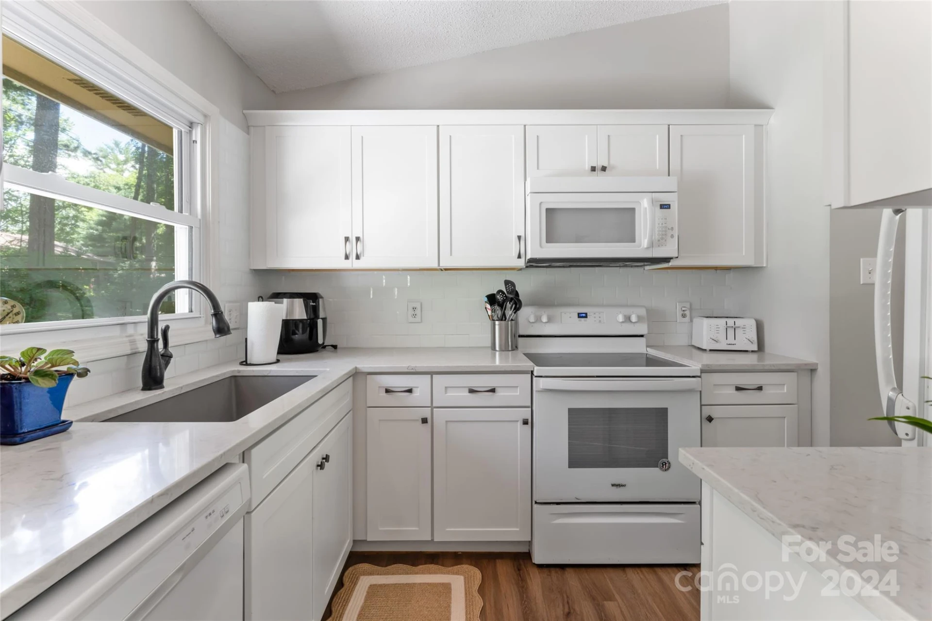10 Muirfield Drive - Photo 9