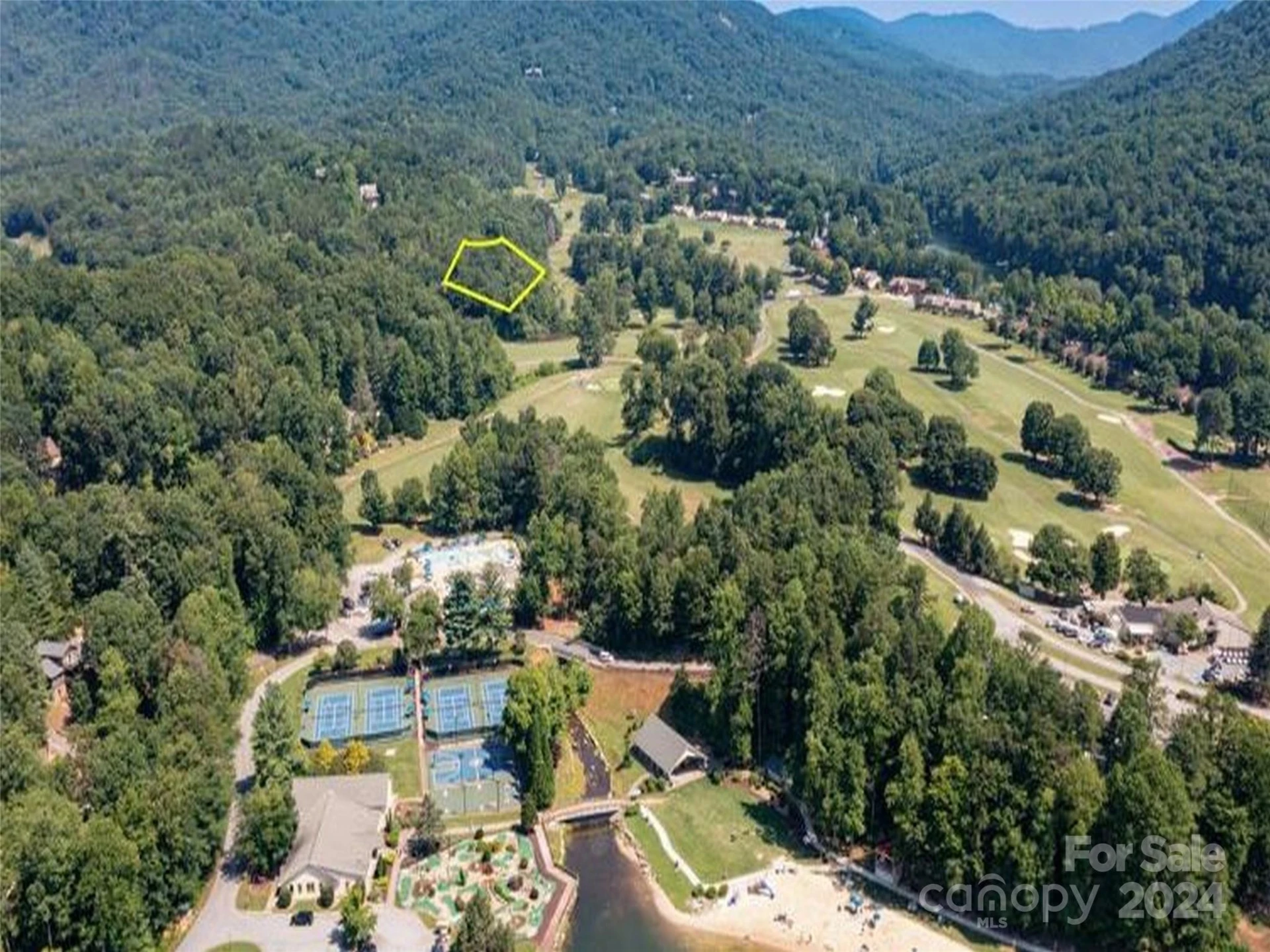 307 Fairway Drive