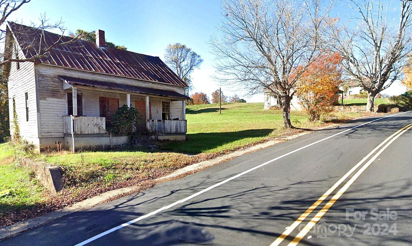 4246 Henry River Road