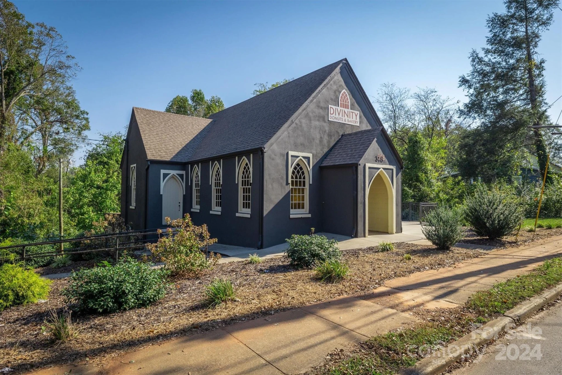 318 Bouchelle Street - Photo 3