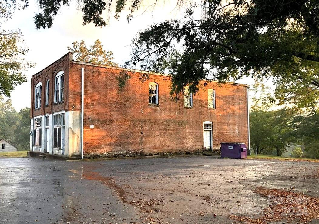 4255 Henry River Road - Photo 13