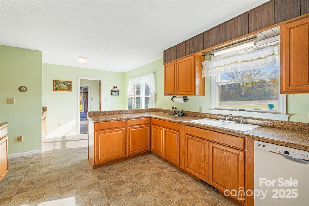 7 Brookshire Road - Photo 11