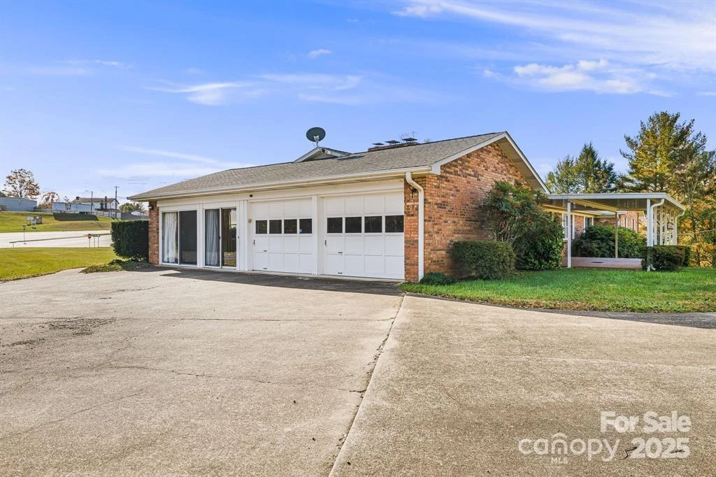 7 Brookshire Road - Photo 31