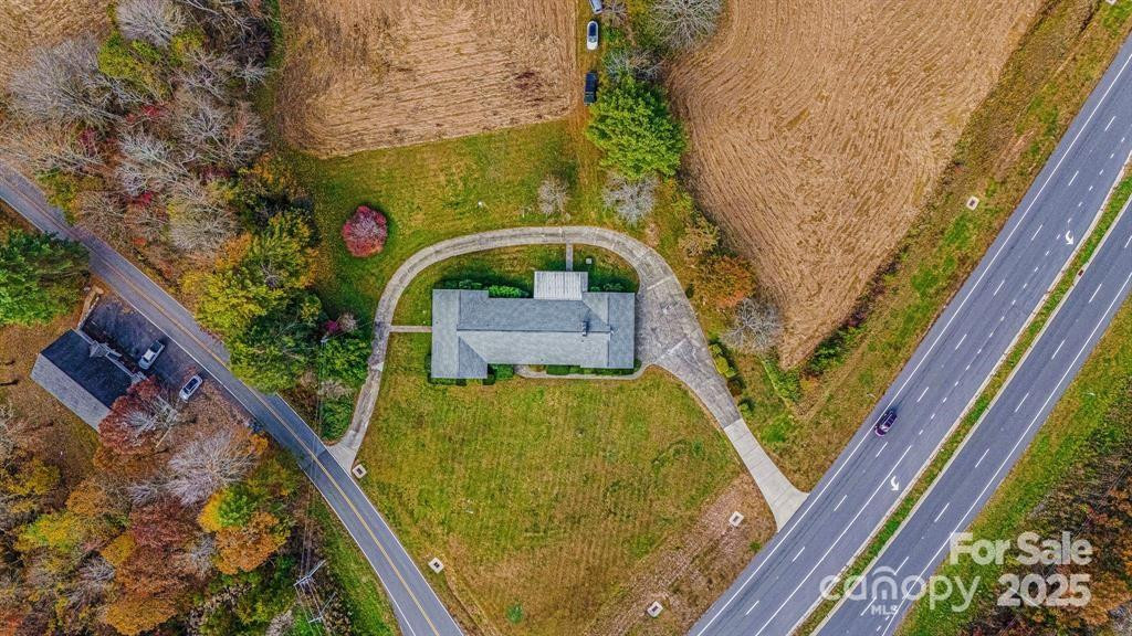 7 Brookshire Road - Photo 35