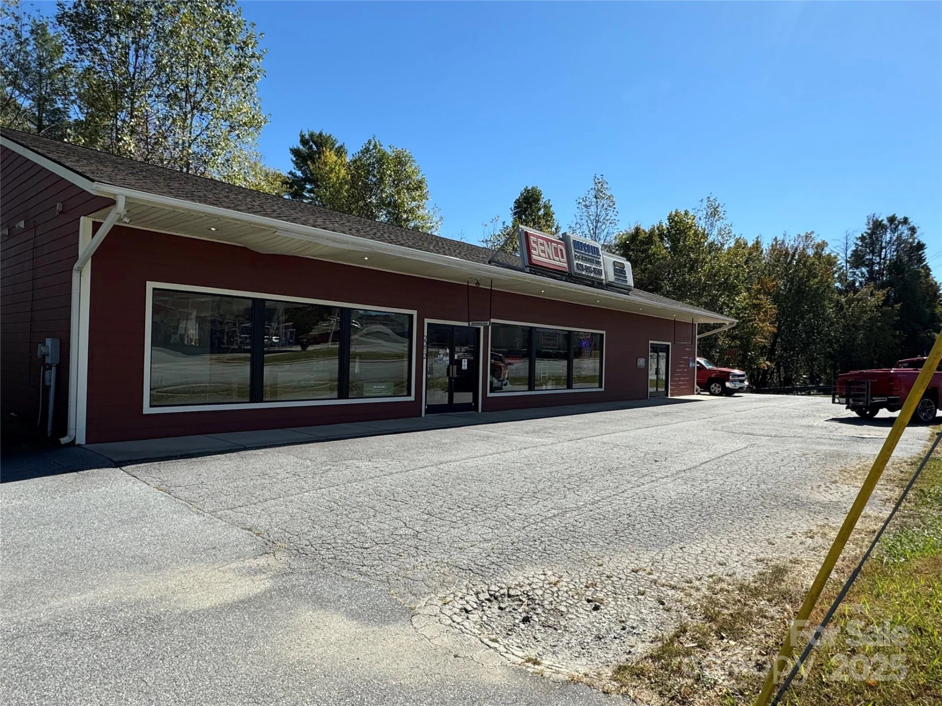 2212 Asheville Highway