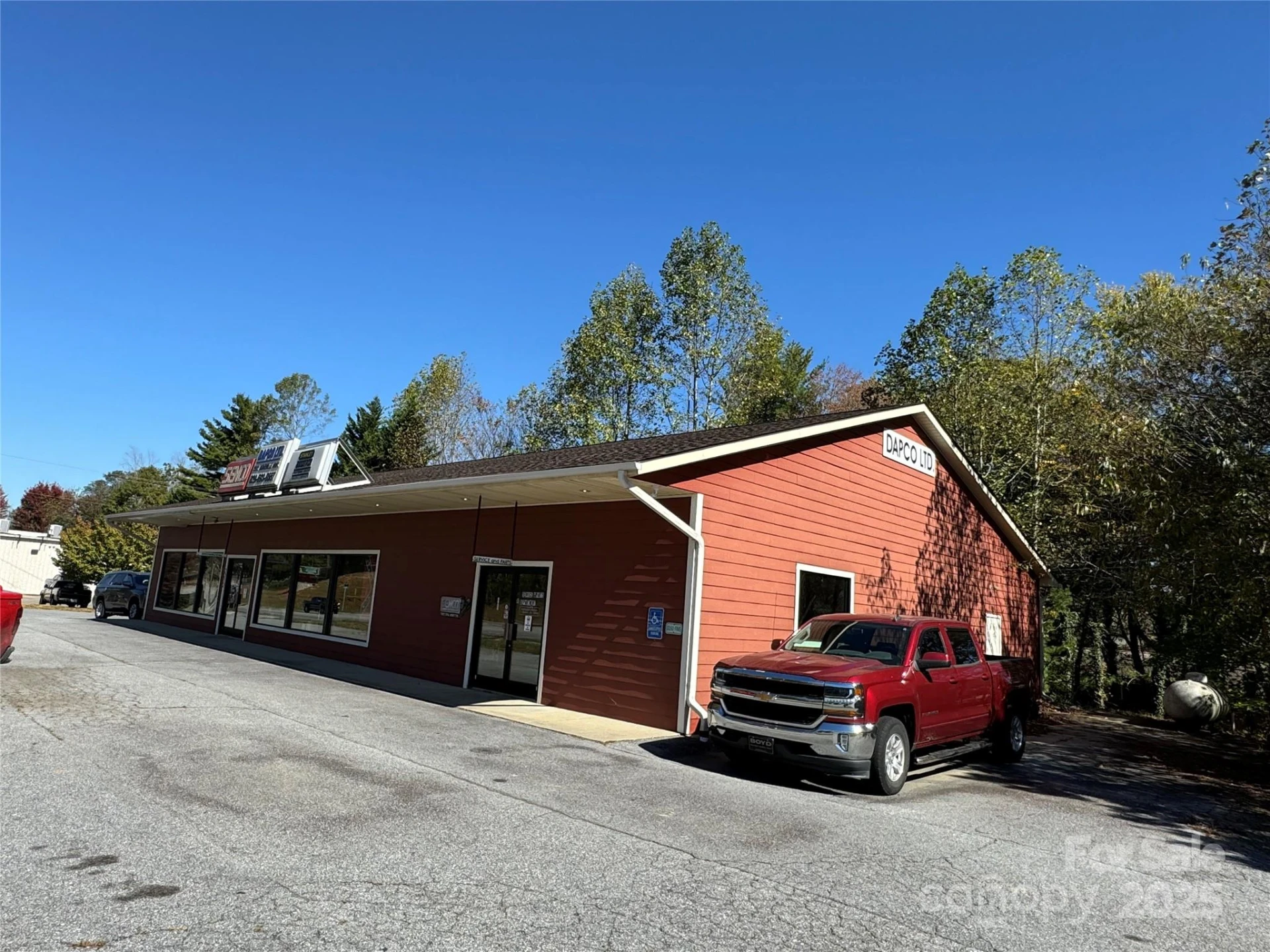 2212 Asheville Highway - Photo 4