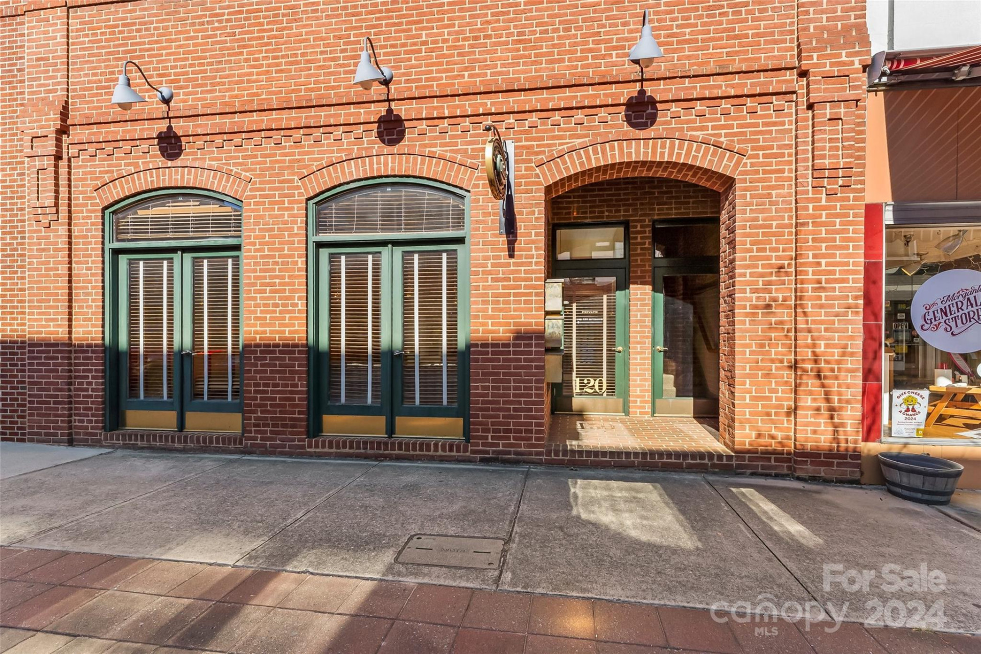 118 Union Street #A - Photo 2