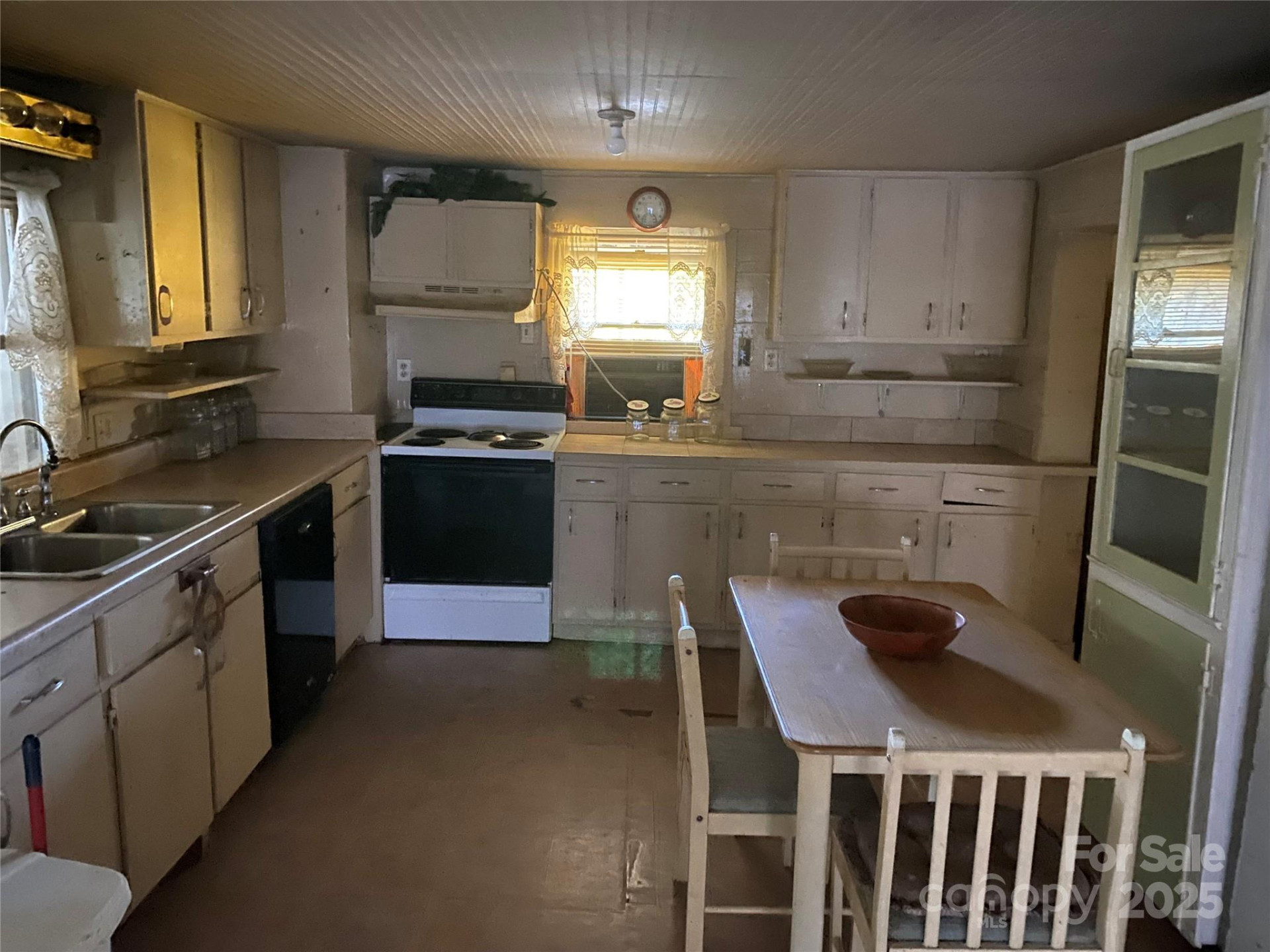 3642 Barus Pond Loop - Photo 5