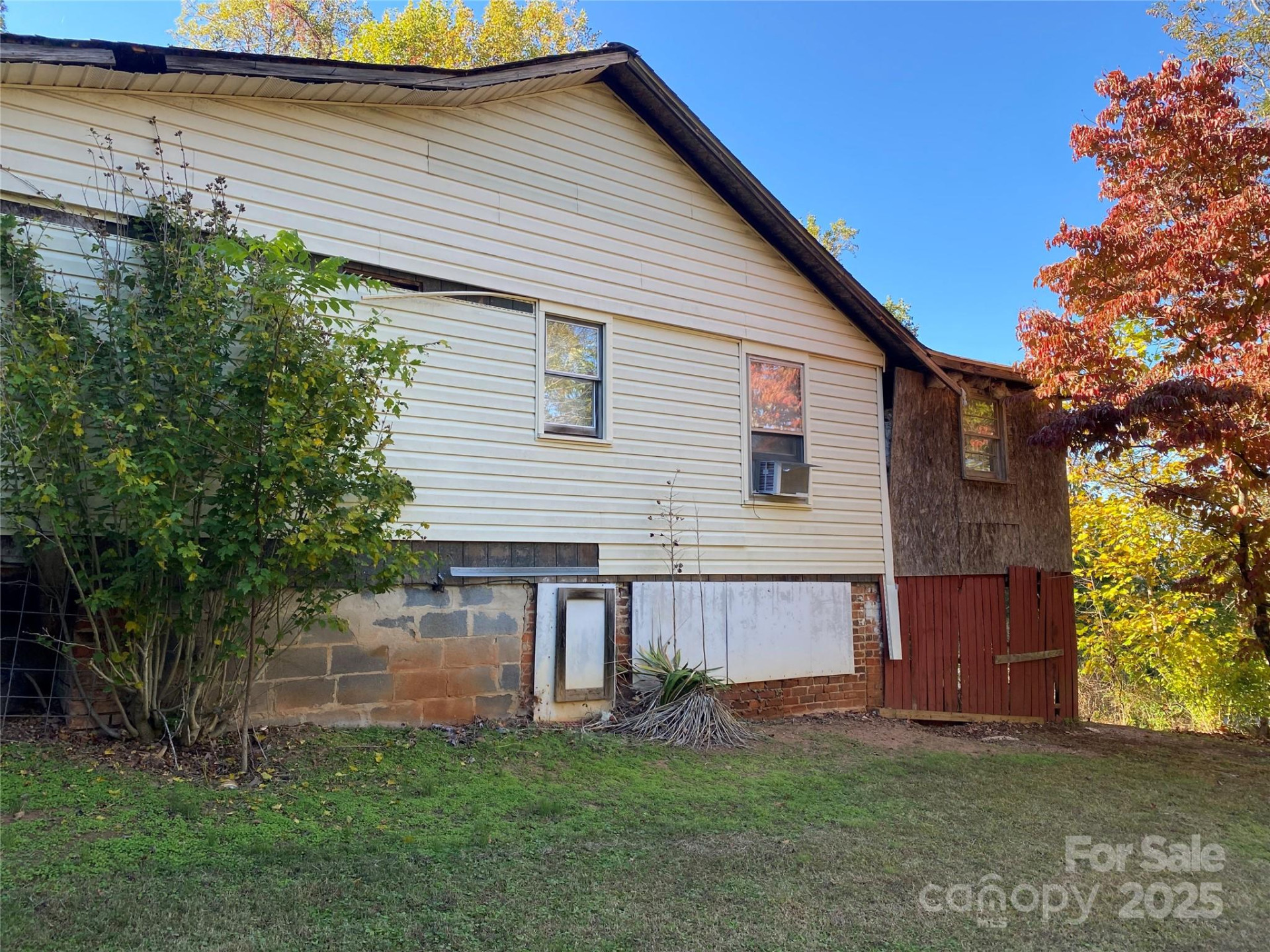 3642 Barus Pond Loop - Photo 9