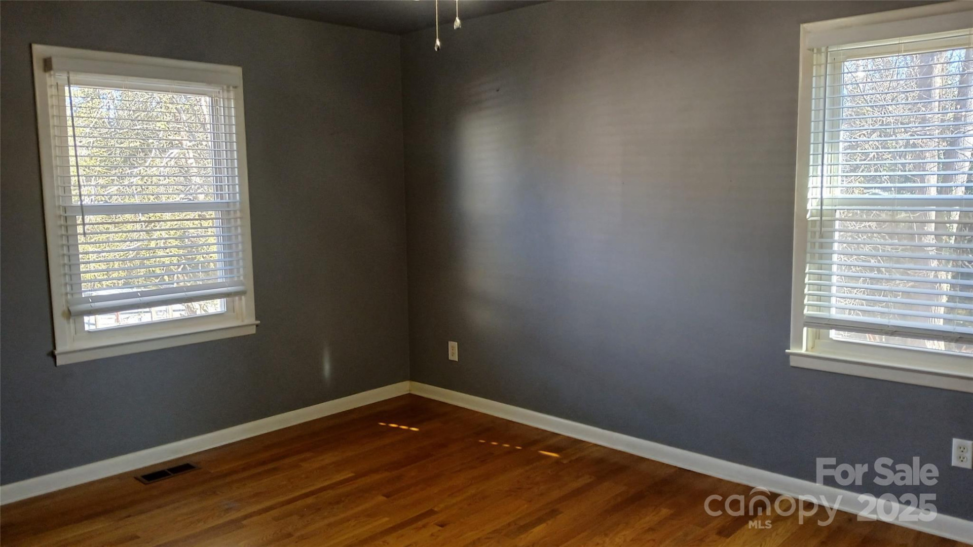 309 Rodoret Street - Photo 11