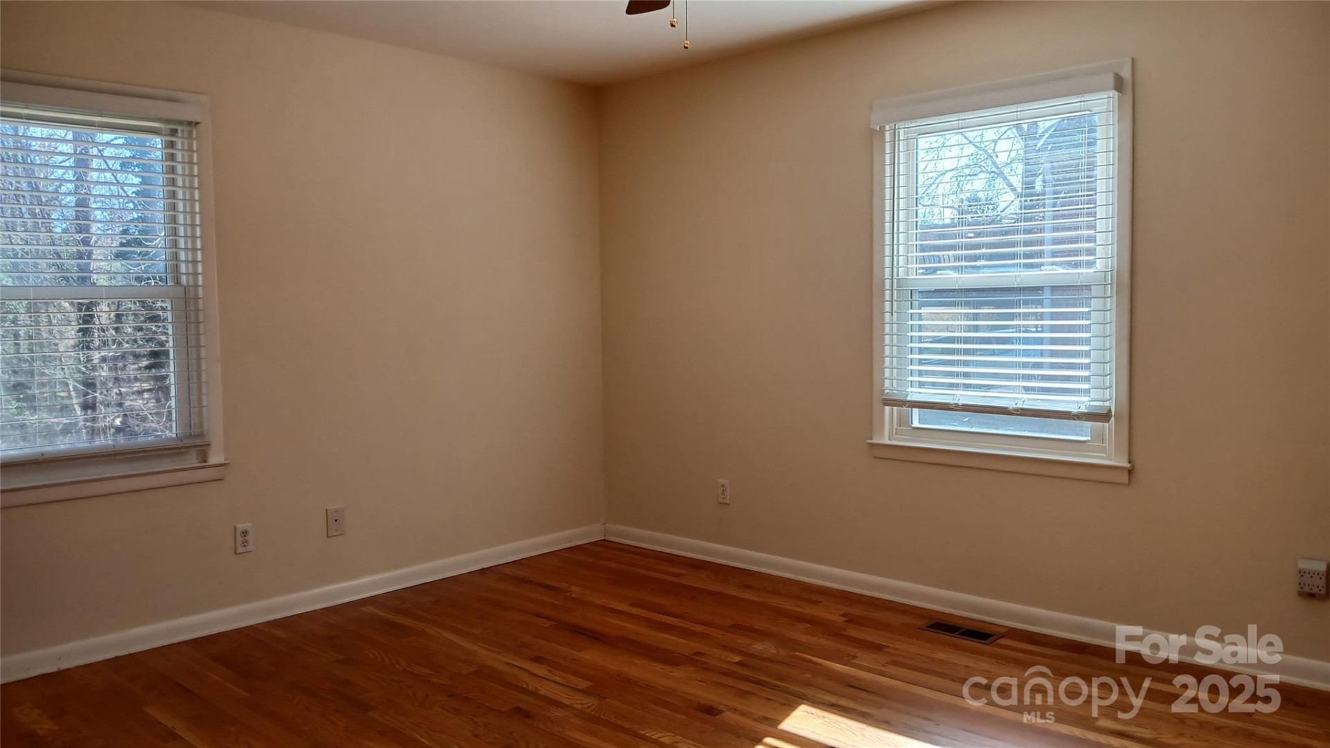 309 Rodoret Street - Photo 12