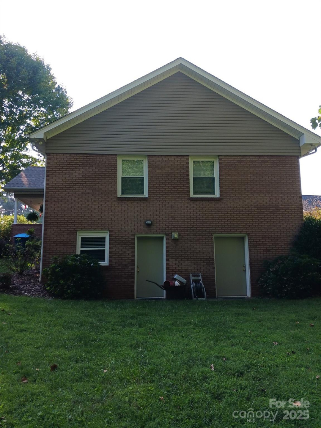 309 Rodoret Street - Photo 3