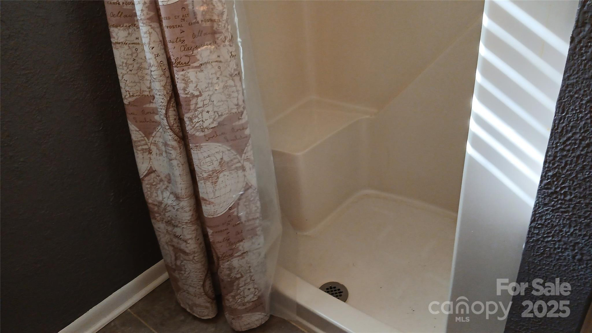 309 Rodoret Street - Photo 25