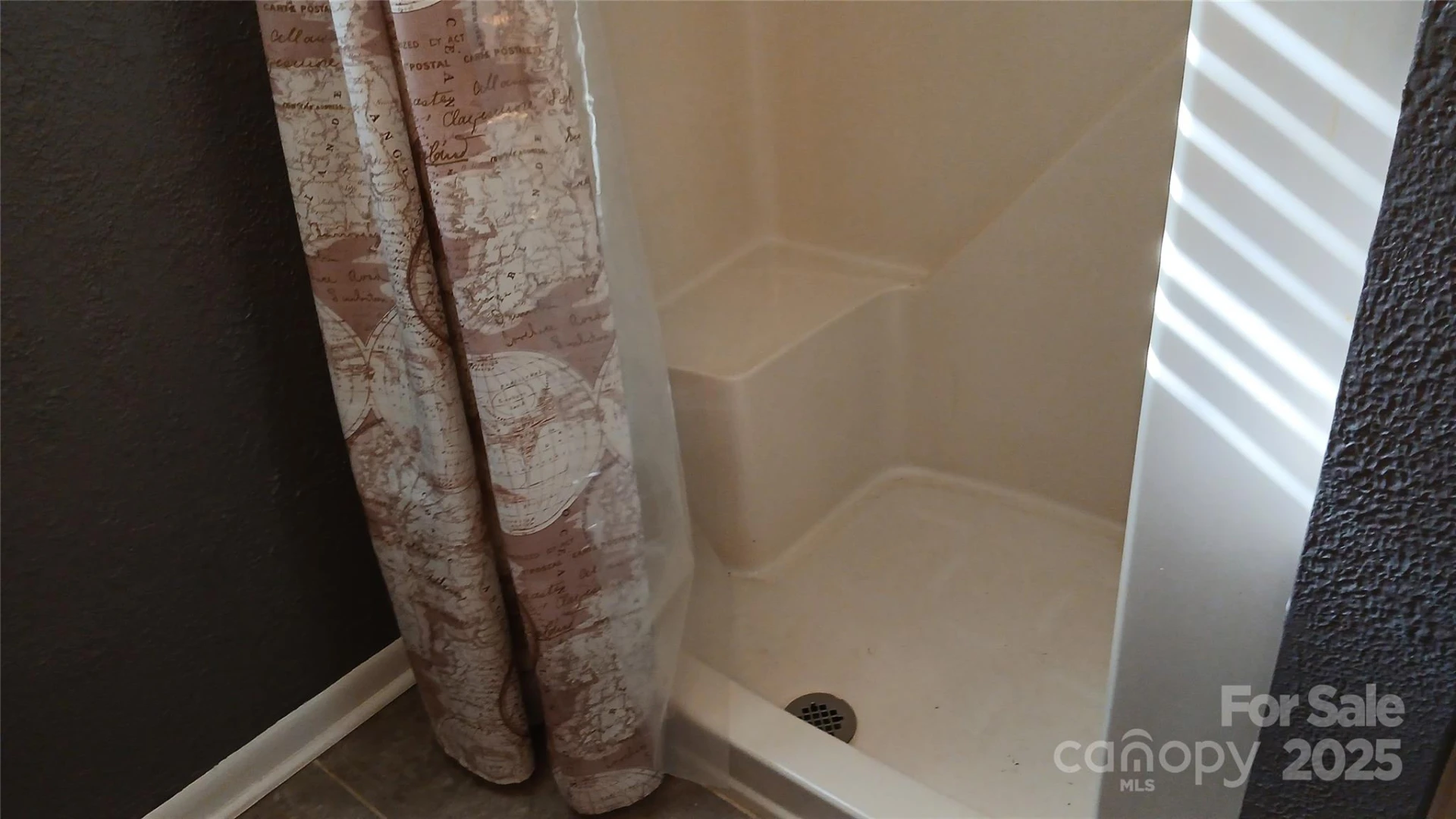 309 Rodoret Street - Photo 25