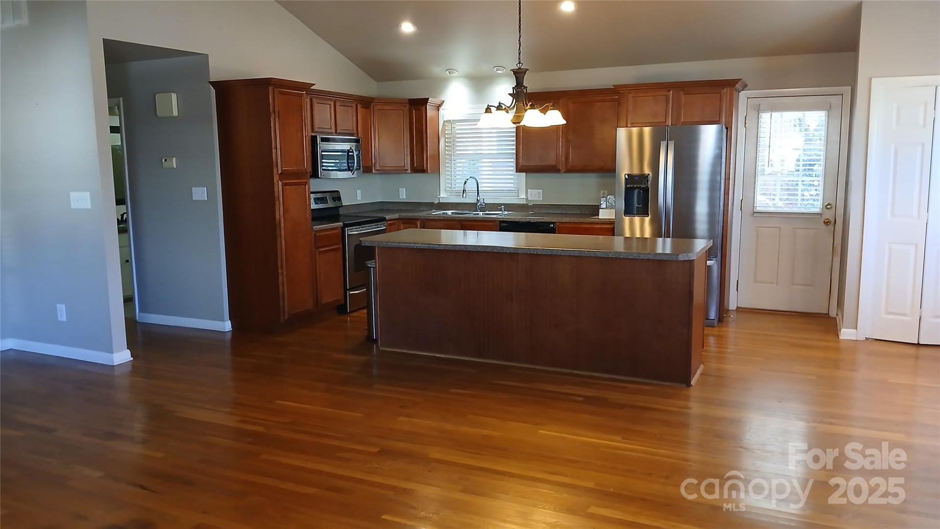 309 Rodoret Street - Photo 10