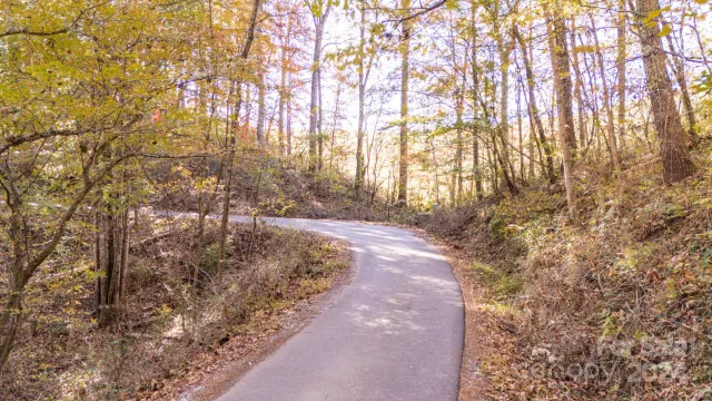 00 Pinnacle Drive