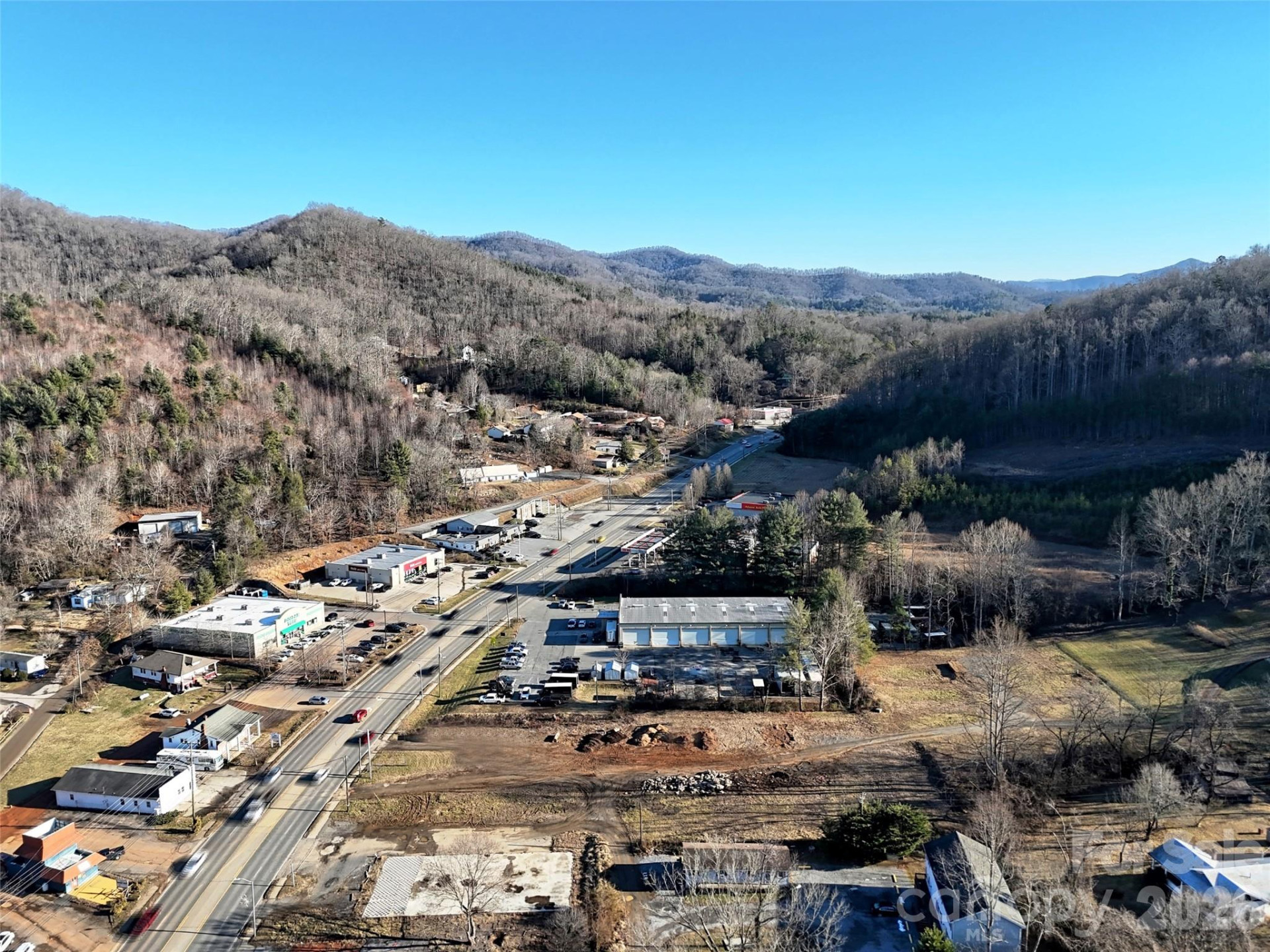 628 Main Street - Photo 2