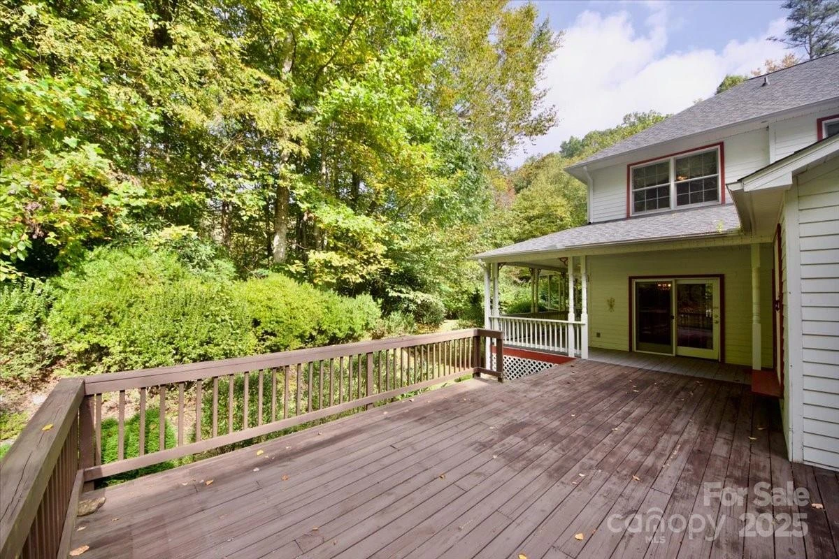 5580 Greenville Highway - Photo 17