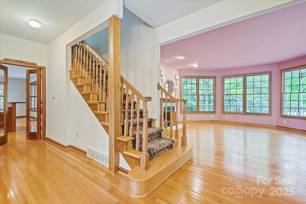 5580 Greenville Highway - Photo 17