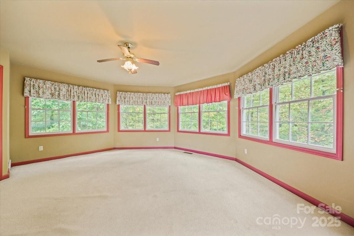 5580 Greenville Highway - Photo 36