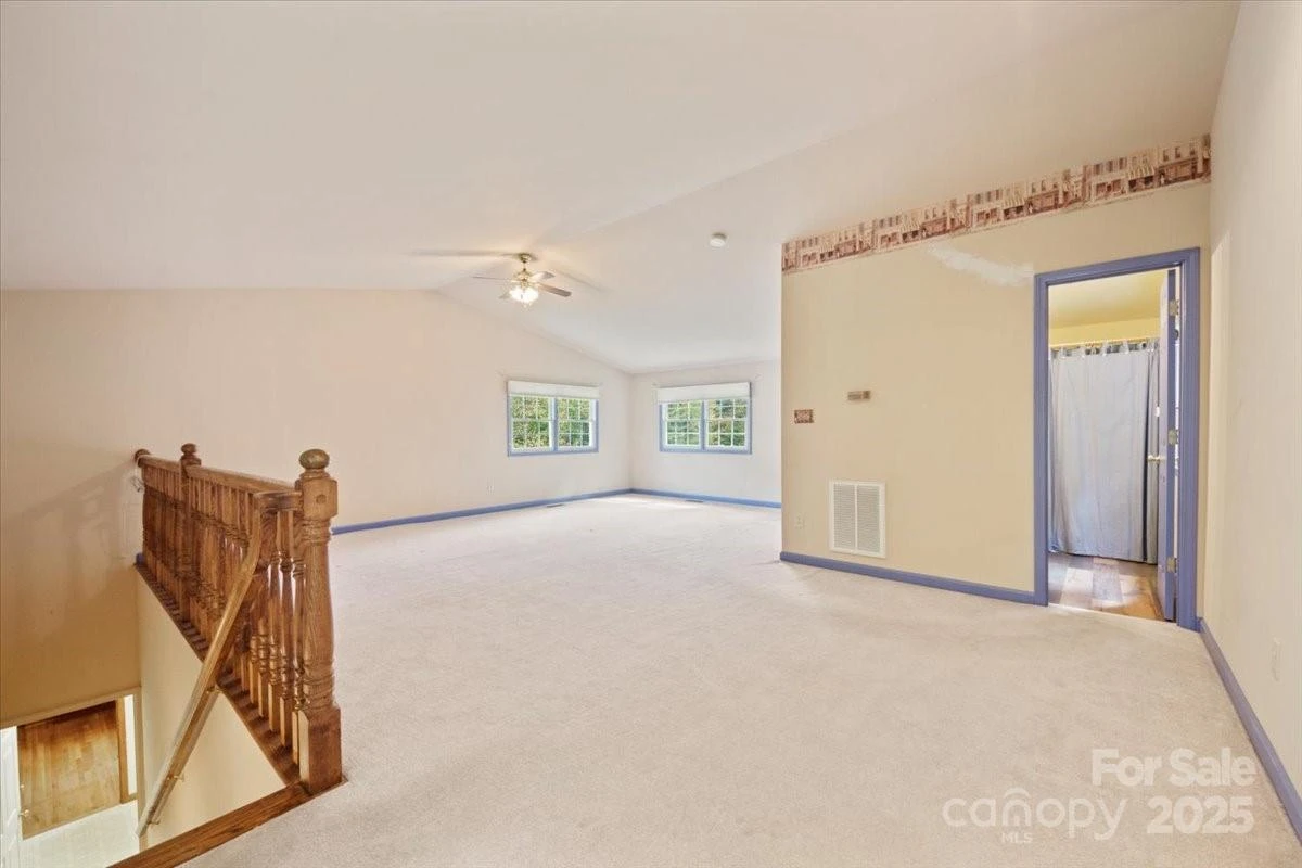 5580 Greenville Highway - Photo 38