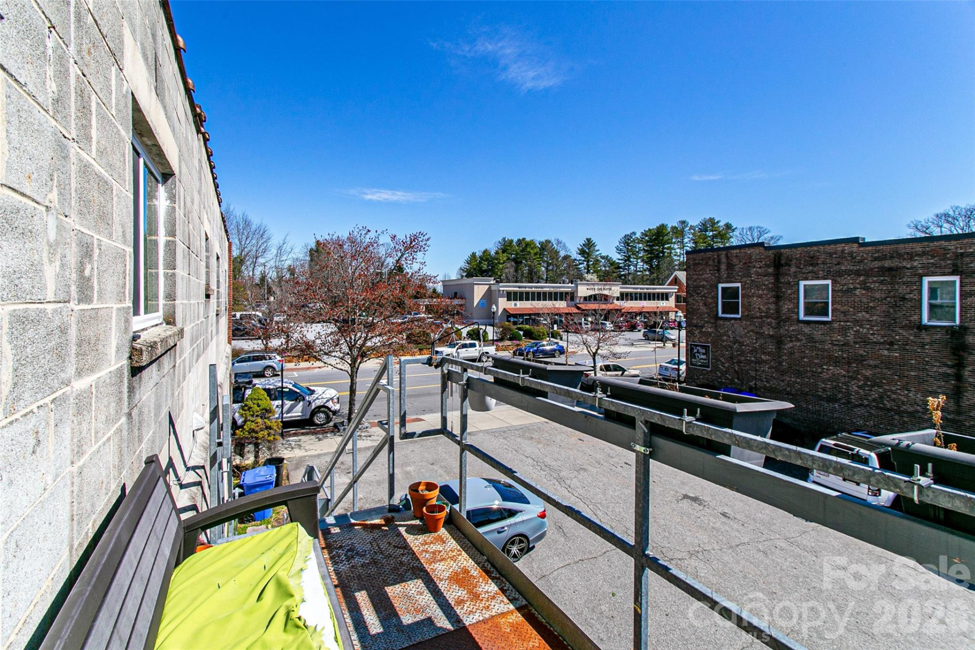 84 Main Street - Photo 3