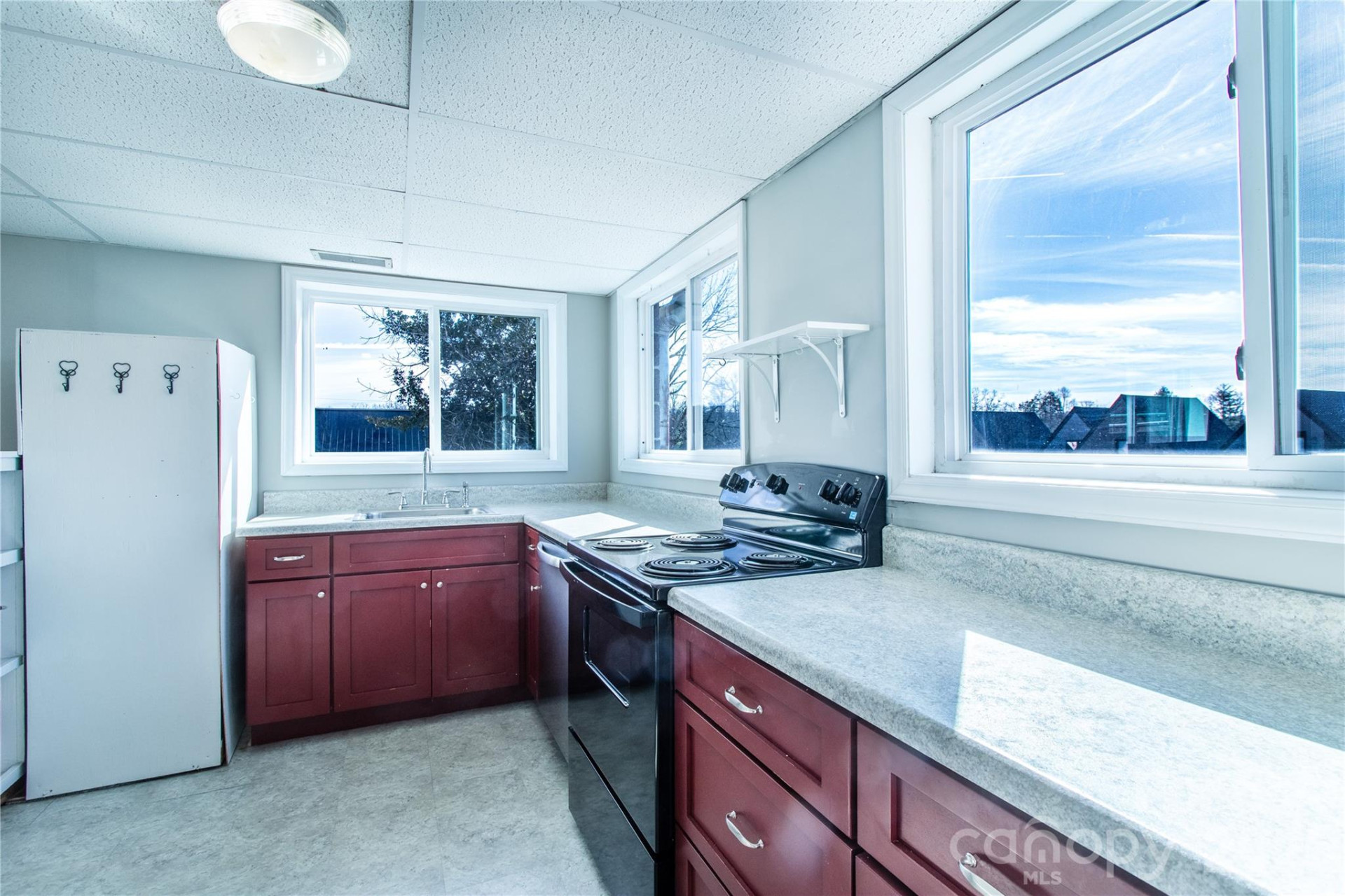 84 Main Street - Photo 8