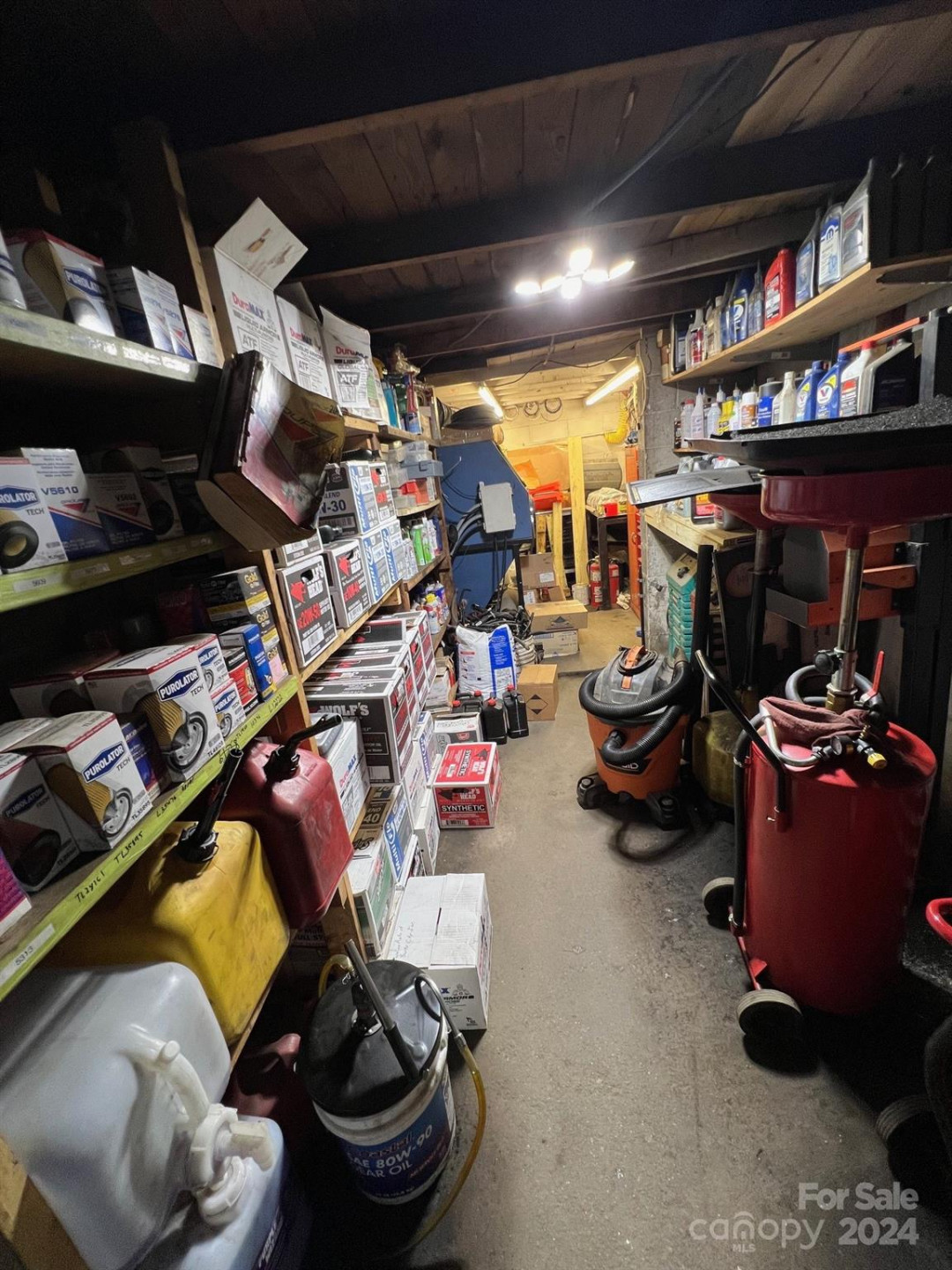 2140 US 70 Highway - Photo 9