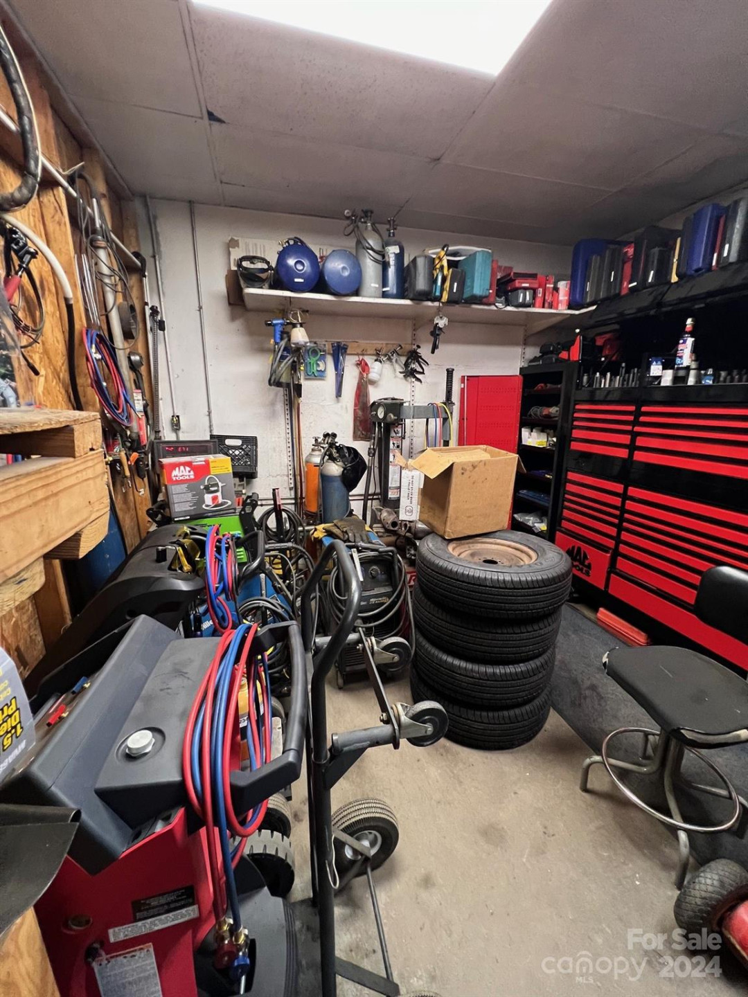 2140 US 70 Highway - Photo 10