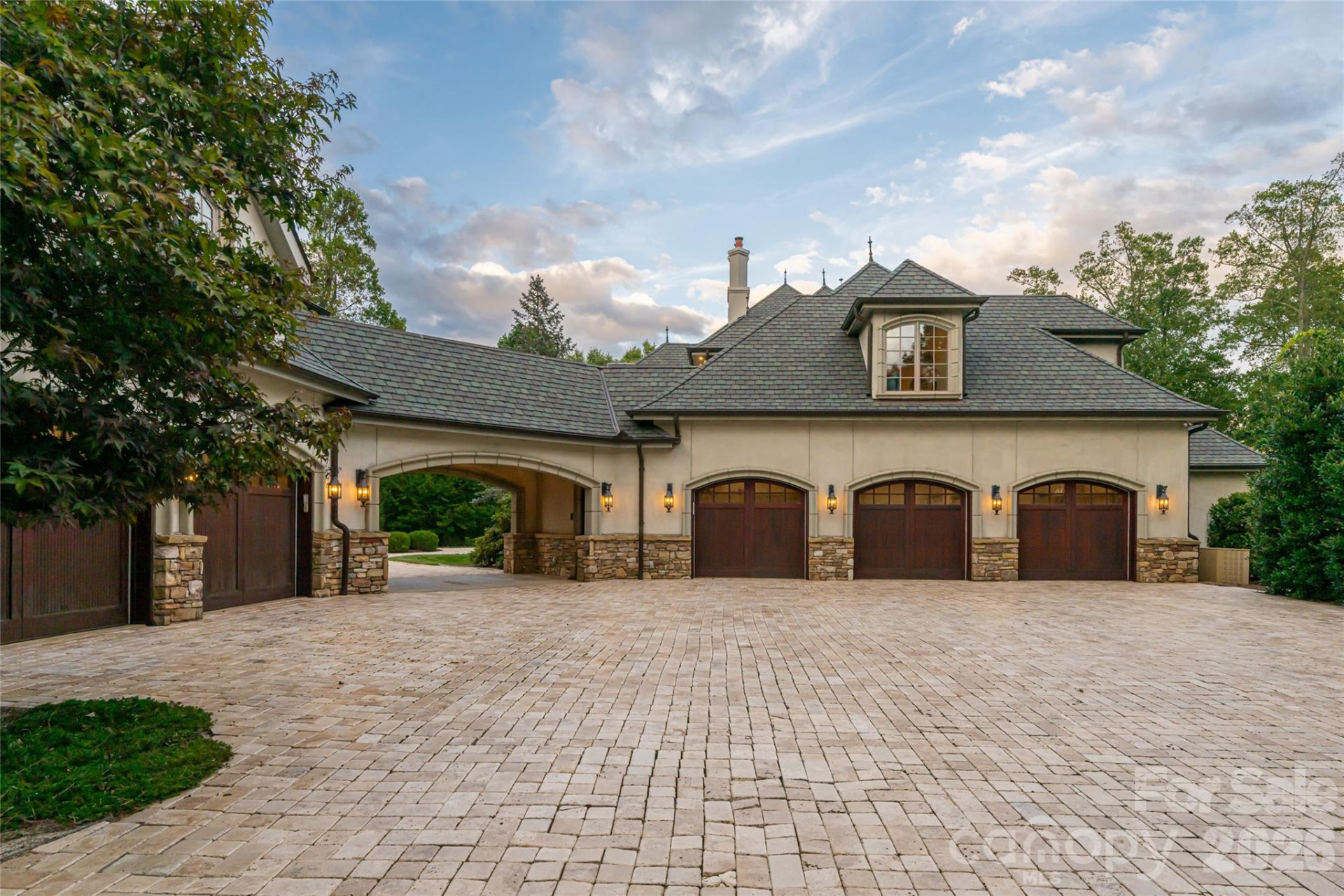 316 Braeside Court - Photo 43