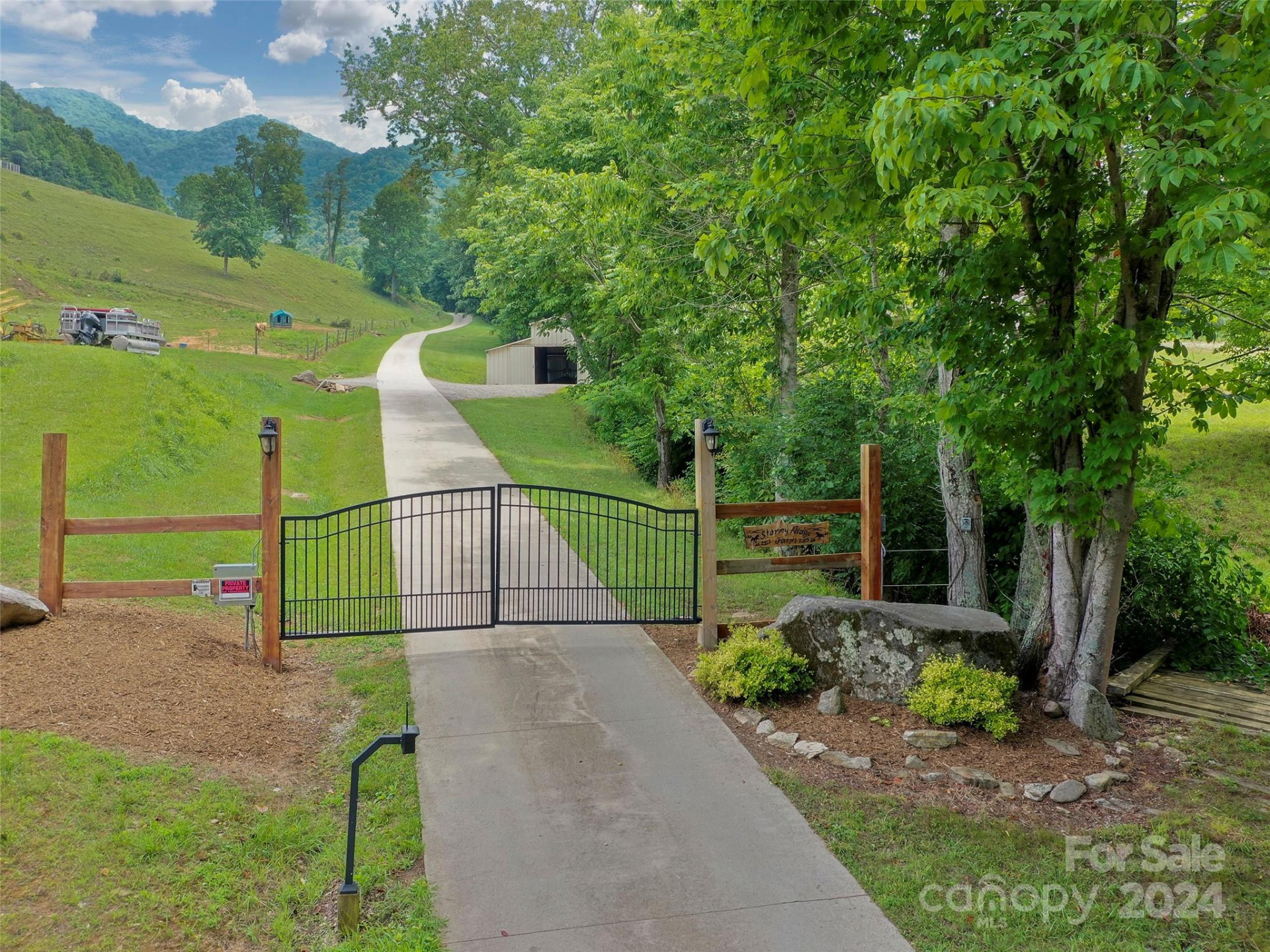 317 Camp Branch Road - Photo 11