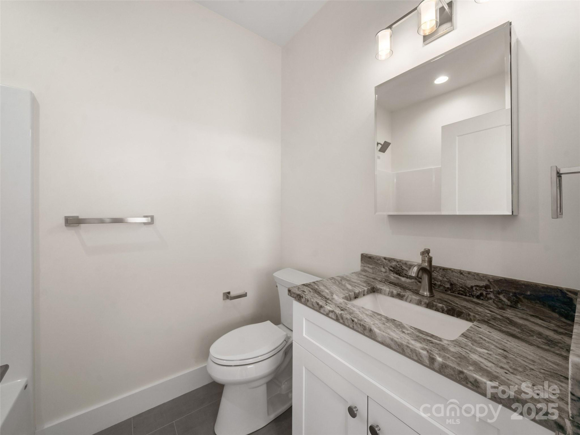 43 Skyvue Court #F - Photo 26