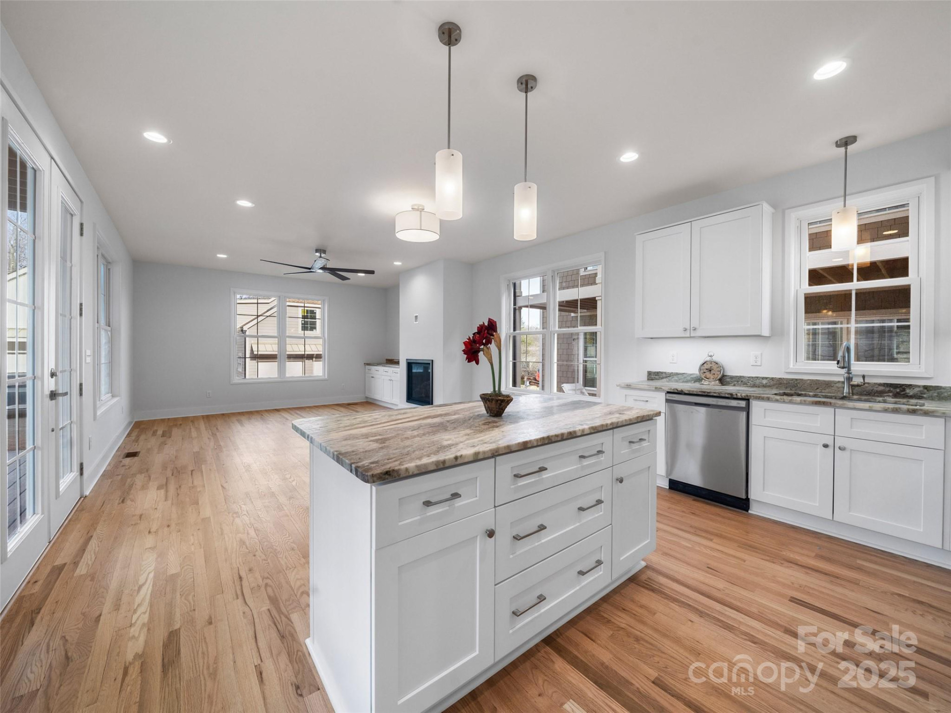 24 Skyvue Court #D - Photo 7