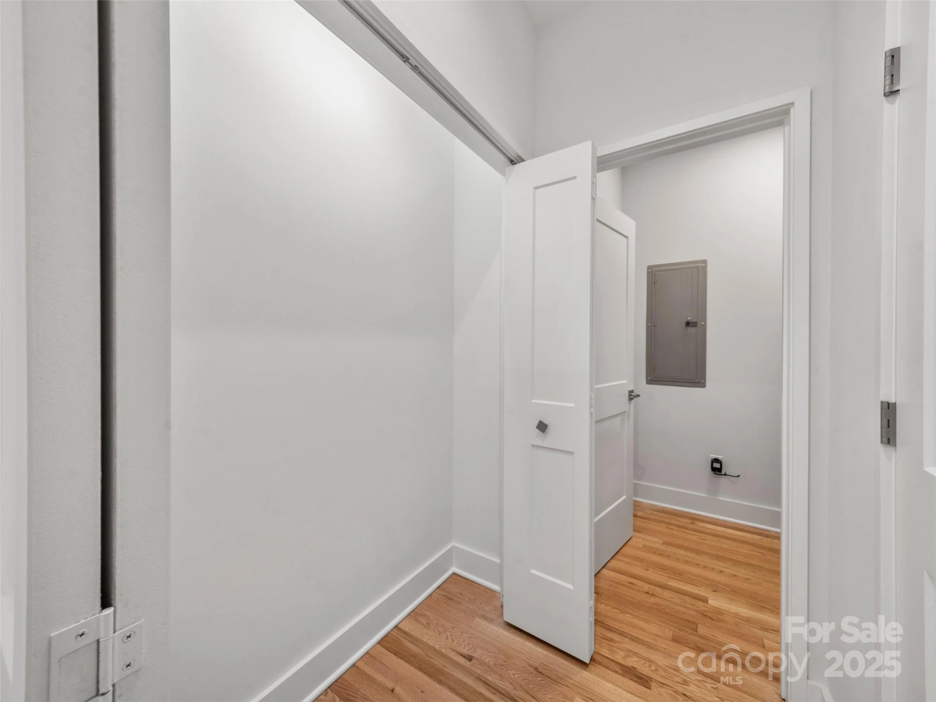 24 Skyvue Court #D - Photo 10